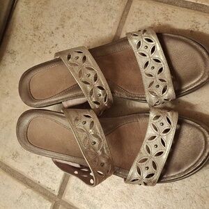 Sliver NOAT Shoes